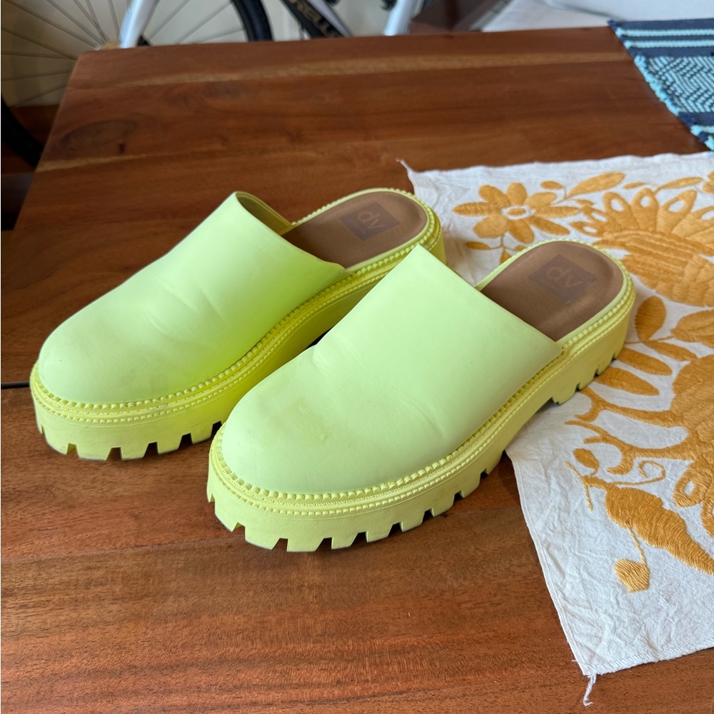Dolce Vita Neon Slides